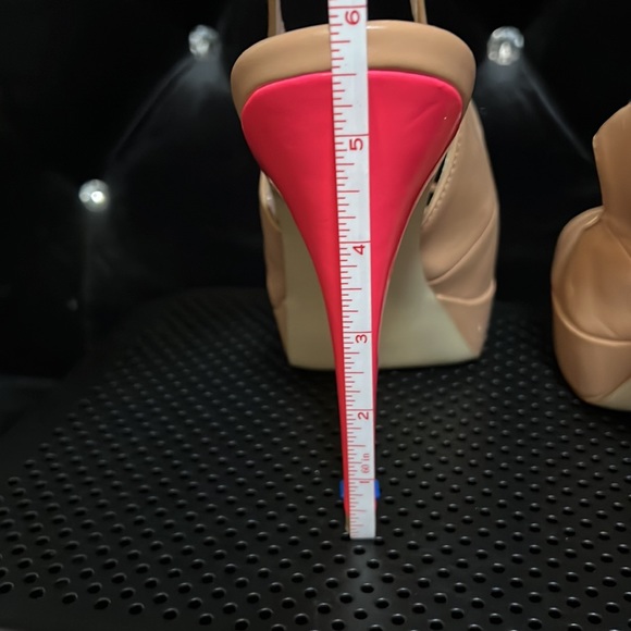 Colin Stuart Platform Peep Toe Heels.  Almond with hot pink button/heels. - Picture 8 of 12